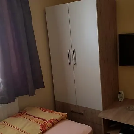 Motel Lovac & Restaurant Donji Zabar