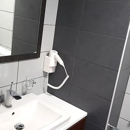 Мотель Lovac & Restaurant *